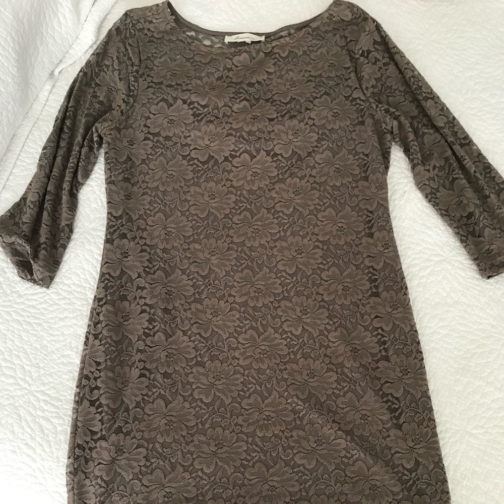 Lace beautiful dress, in a military green